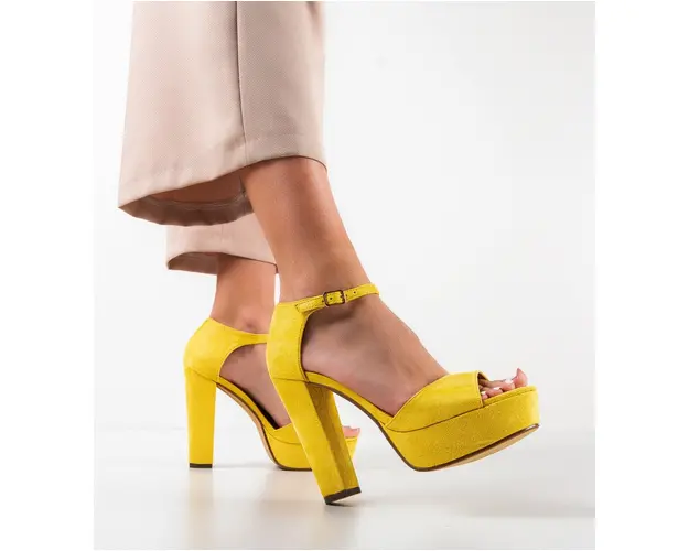 Sandale cu toc Vang Galbene