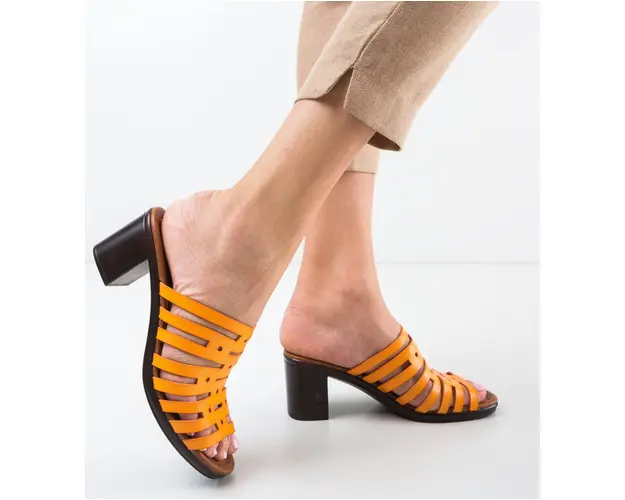 Sandale Stroben Galbene