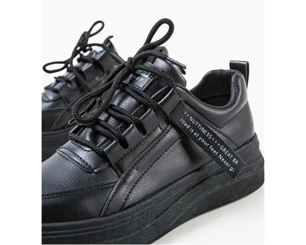 Sneakers dama Ibraheem Negri