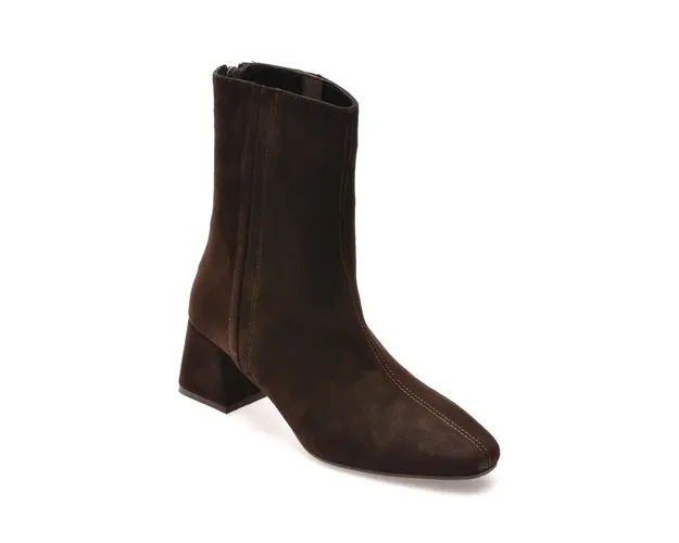 Ghete MOLLY BESSA maro, 25K2201, din piele intoarsa