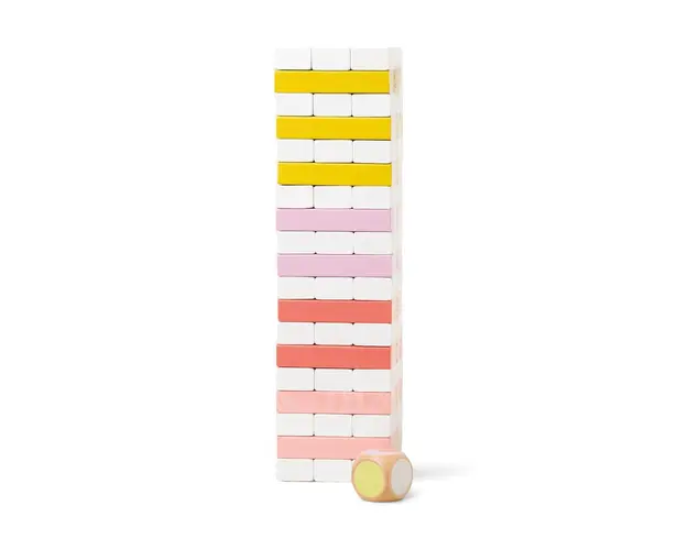 Designworks Ink joc Tumbling Tower