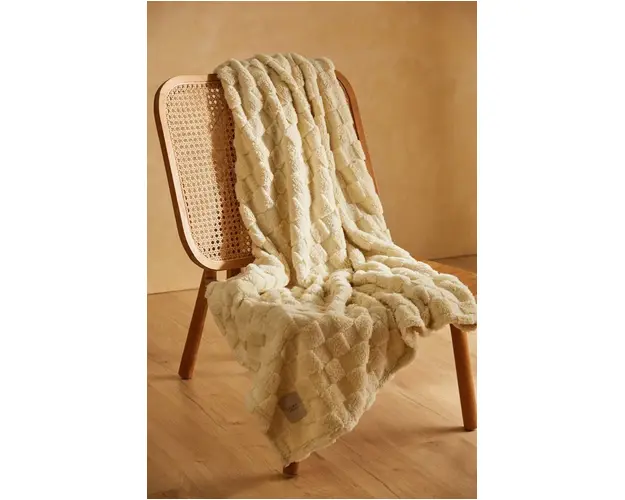 Calma House patura Damero