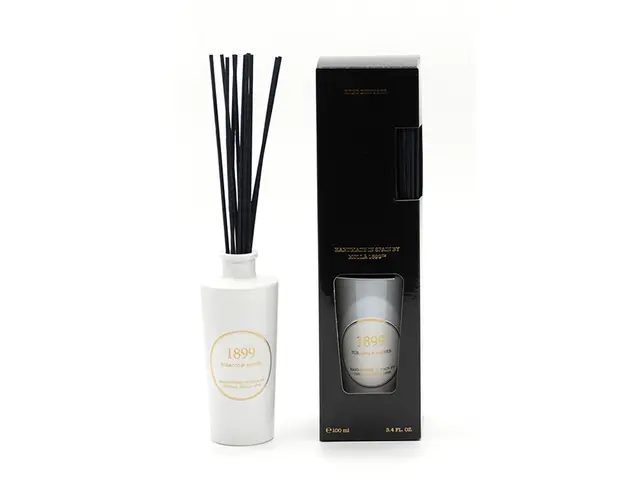 Cereria Molla difuzor de arome Tobaco and Amber 100 ml