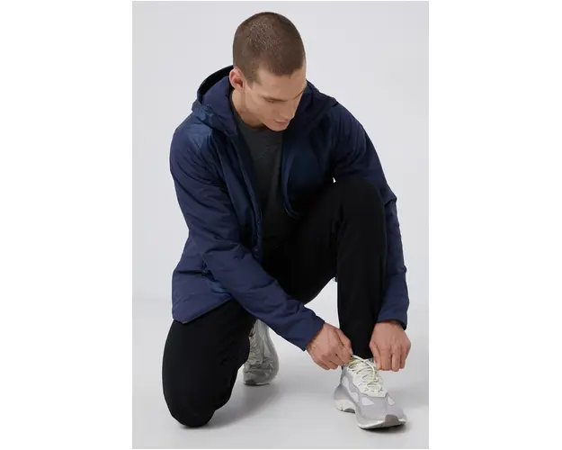 Houdini geaca barbati, culoarea albastru marin, de tranzitie