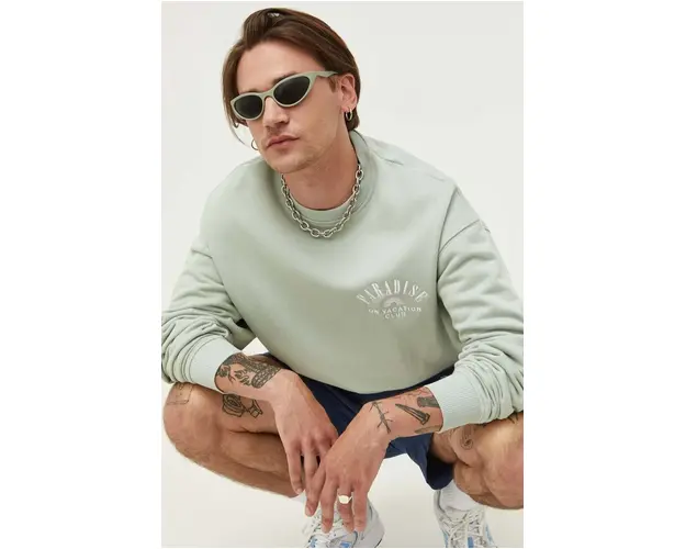 On Vacation bluza barbati, culoarea verde, cu imprimeu