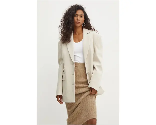 La Mania geaca din velur culoarea bej, un singur rand de nasturi, neted, COLBY