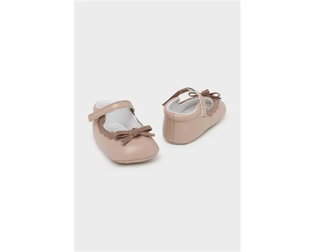 Mayoral Newborn pantofi pentru bebelusi culoarea maro, 9789