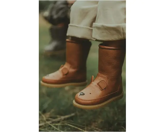 Donsje ghete de iarna pentru copii din piele Wadudu Classic Boots Bear culoarea maro, 2022001