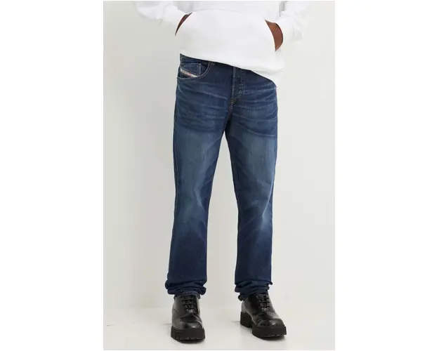 Diesel jeansi 2023 D-FINITIVE L.34 PANTALONI barbati A10231.09J47