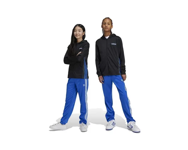 adidas Originals pantaloni de trening pentru copii FIREBIRD PANTS cu imprimeu, IY9803