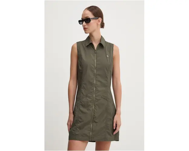 Tommy Jeans rochie culoarea verde, mini, drept, DW0DW18468