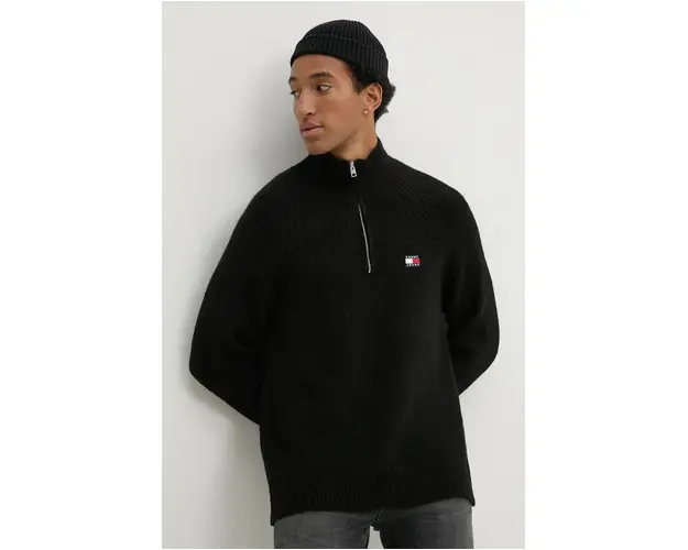 Tommy Jeans pulover din amestec de lana barbati, culoarea negru, calduros, cu turtleneck, DM0DM19437