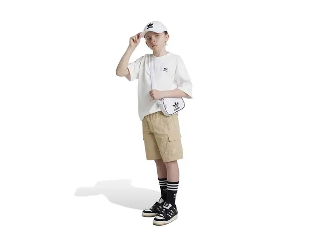 adidas Originals pantaloni scurti copii CARGO SHORTS culoarea bej, talie reglabila, IX7598