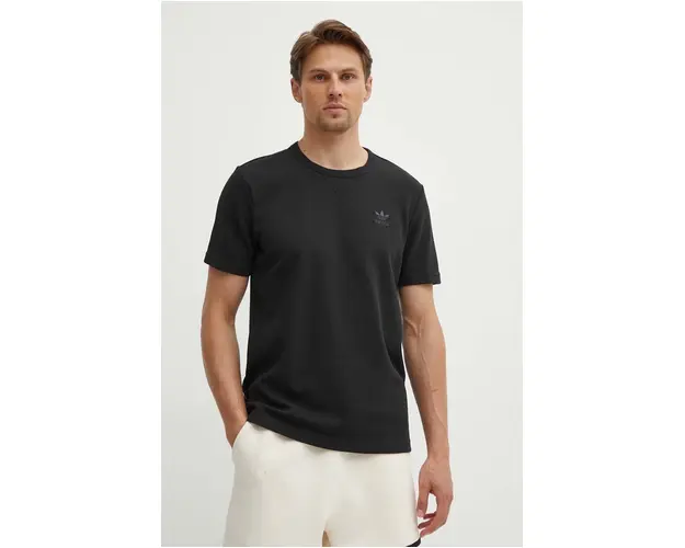 adidas Originals tricou barbati, culoarea negru, neted, IW5804
