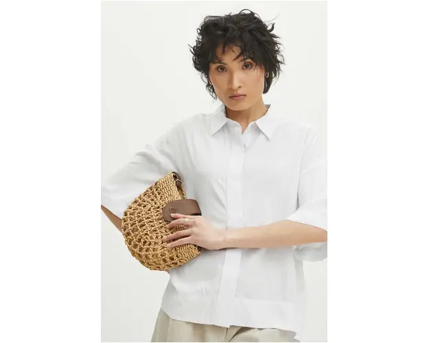 Medicine camasa femei, culoarea alb, cu guler clasic, relaxed