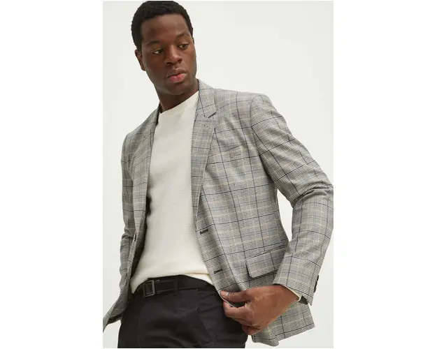 Medicine sacou barbati, culoarea gri