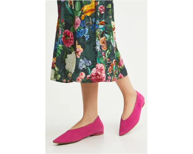 Medicine balerini din piele intoarsa culoarea roz