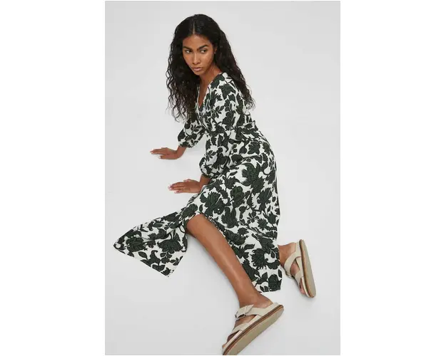 Medicine rochie culoarea bej, maxi, evazati