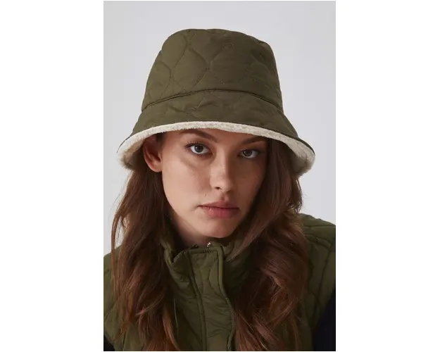 Medicine caciula femei, culoarea verde