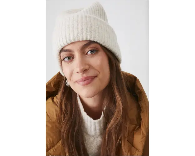 Medicine caciula culoarea bej