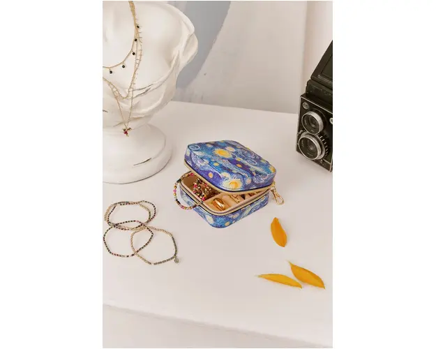 Medicine cutie de bijuterii