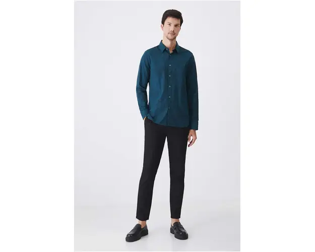 Medicine camasa barbati, culoarea verde, cu guler clasic, slim