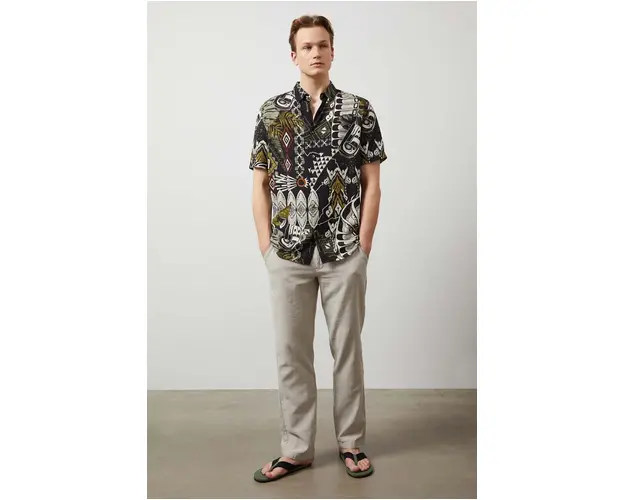 Medicine camasa barbati, cu guler clasic, regular