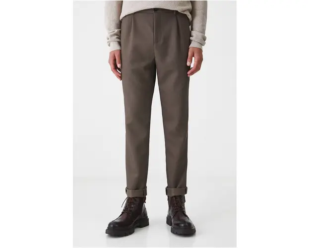 Medicine pantaloni barbati, culoarea maro, drept