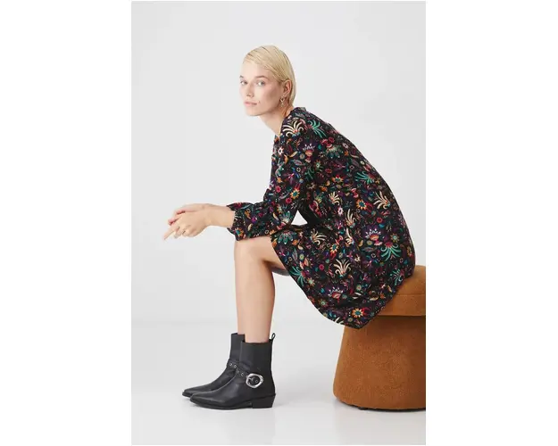 Medicine rochie culoarea negru, mini, evazati