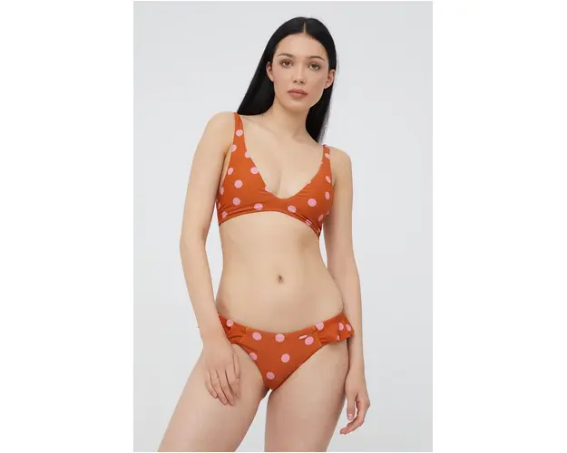 Protest culoarea maro, cupa rigidizata