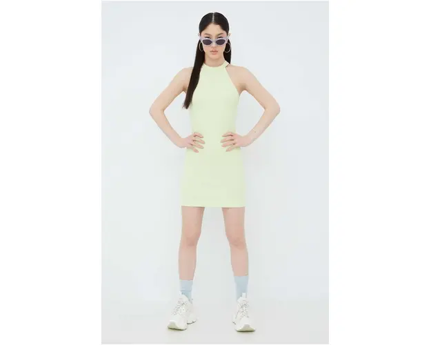 Puma rochie 533453 culoarea verde, mini, mulata