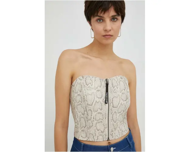 Résumé top femei, culoarea bej