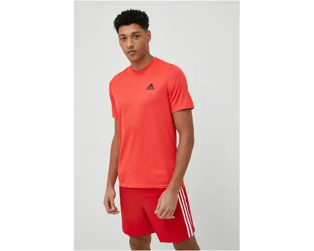 adidas Performance tricou de antrenament Designed for Movement culoarea rosu, neted