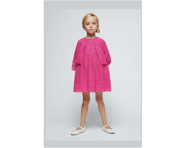 Mayoral sacou culoarea roz