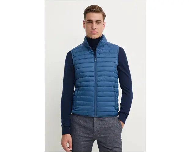 United Colors of Benetton vesta barbati, de tranzitie