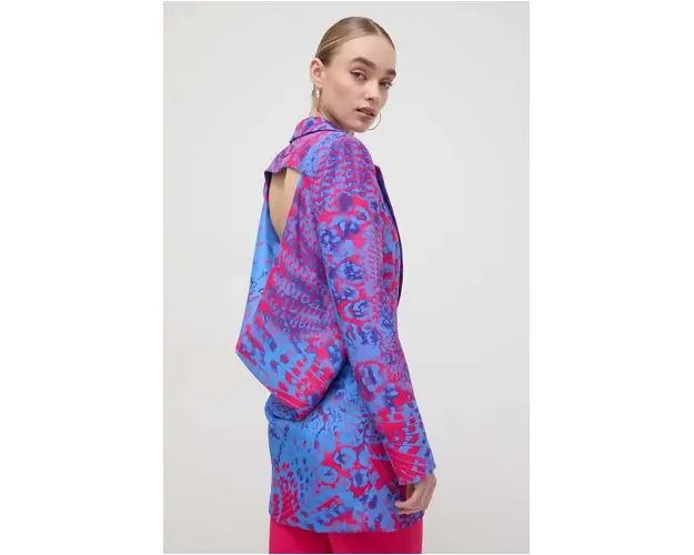 Versace Jeans Couture sacou un singur rand de nasturi, modelator