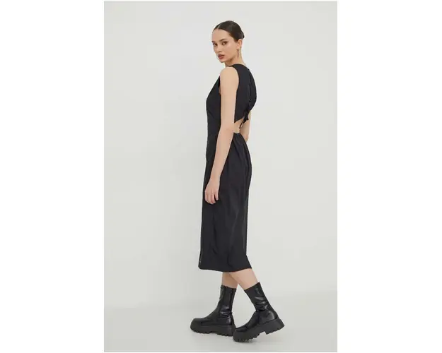Tommy Jeans rochie culoarea negru, midi, evazati DW0DW17431