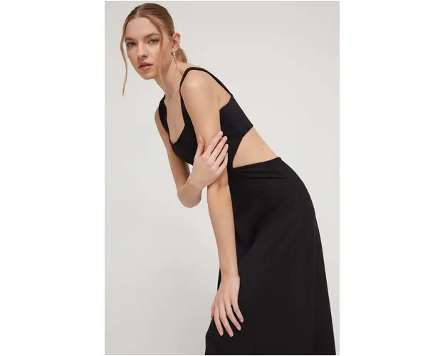 Superdry rochie culoarea negru, midi, evazati
