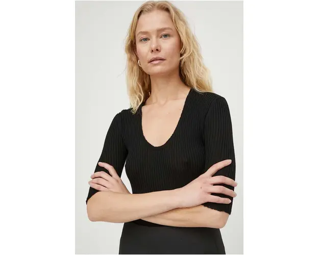 By Malene Birger tricou de lana culoarea negru