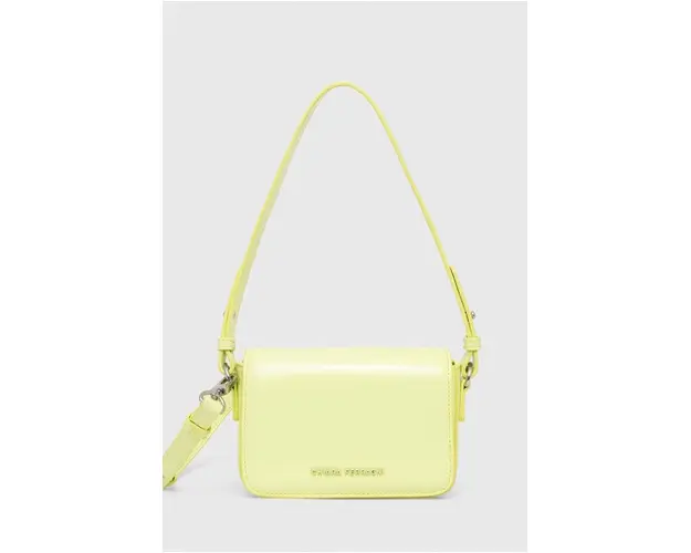 Chiara Ferragni poseta culoarea verde