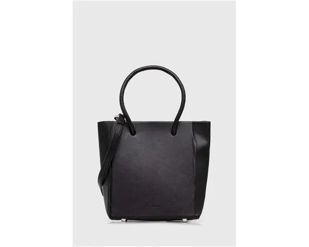 Sisley poseta culoarea negru