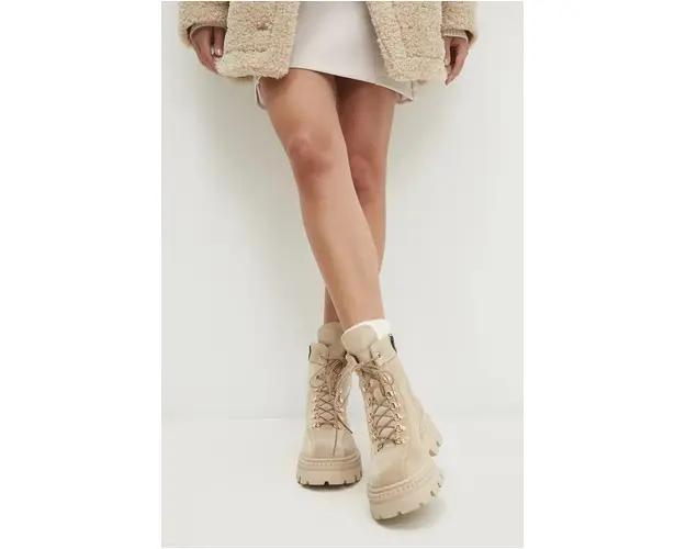 Answear Lab bocanci din piele intoarsa femei, culoarea bej, cu platforma