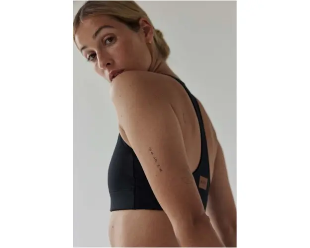 MUUV. Sutien sport Basic culoarea negru, material neted