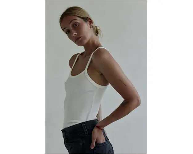 MUUV. top femei, culoarea bej