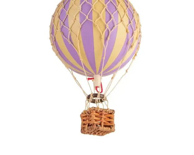 Decoratiune Balon cu aer cald, Authentic Models, Floating The Skies, Lavender, 8.50x8.50x13 cm