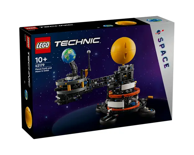 Planeta Pamant si Luna pe orbita