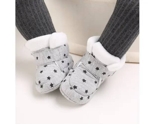 Cizmulite gri cu stelute negre