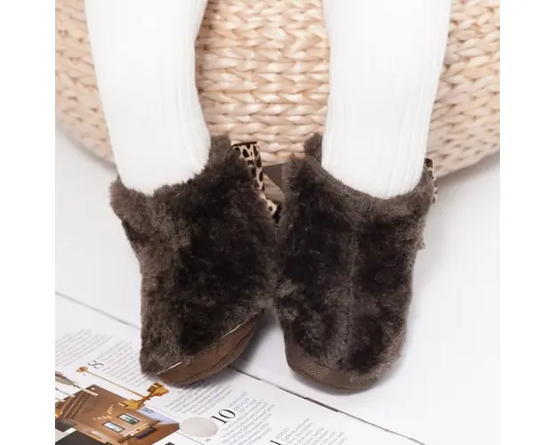 Cizmulite maro inchis pentru fetite