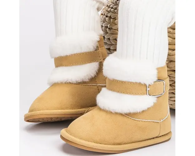 Cizmulite maro pentru fetite - Clara