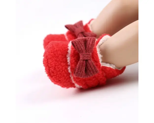 Cizmulite rosii cu fundita